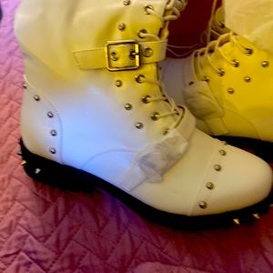 Ladies white buckle boots